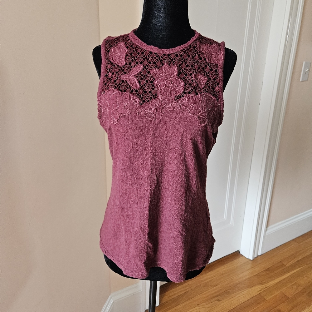 Lucky Brand Women's Lace Mock Neck Top￼ - Picture 12 of 16